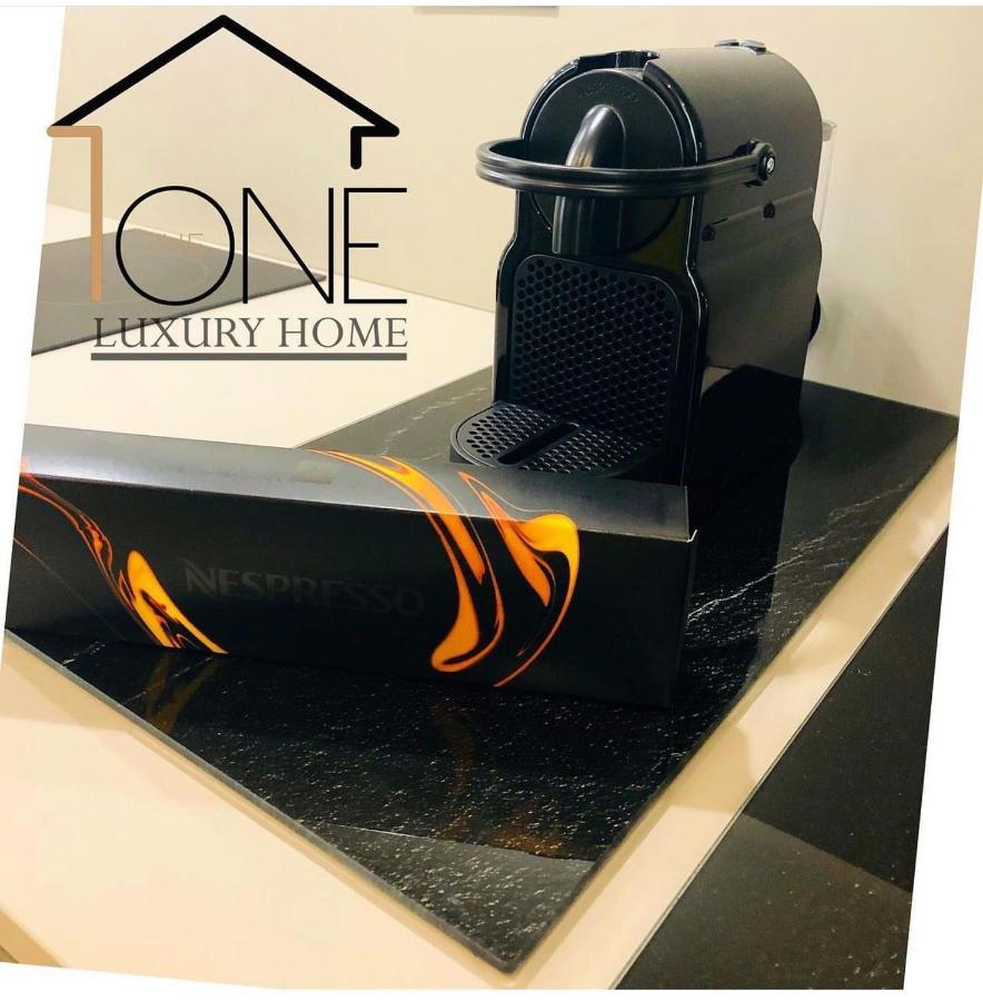The One Napoli Luxury Apartment المظهر الخارجي الصورة