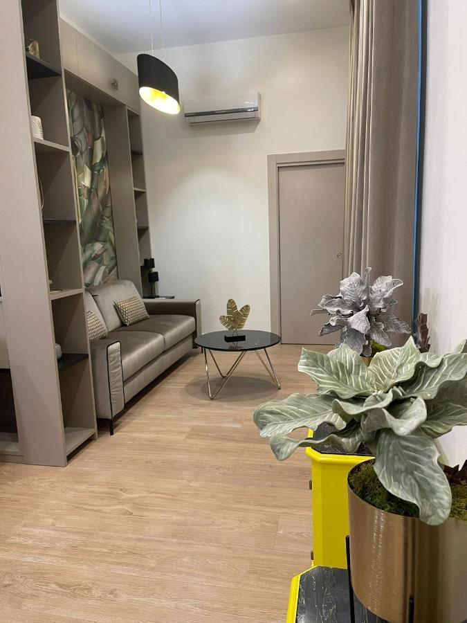 The One Napoli Luxury Apartment المظهر الخارجي الصورة